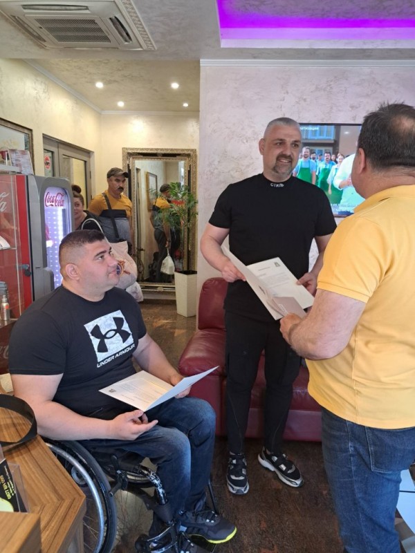 Поздравления от кмета Галина Стоянова за последните успехи на параолимпиеца Ружди Ружди