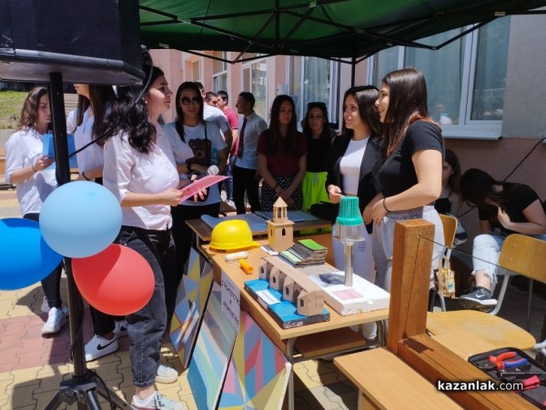 Седмото издание на Технофест се проведе в ПГ „Иван Хаджиенов“