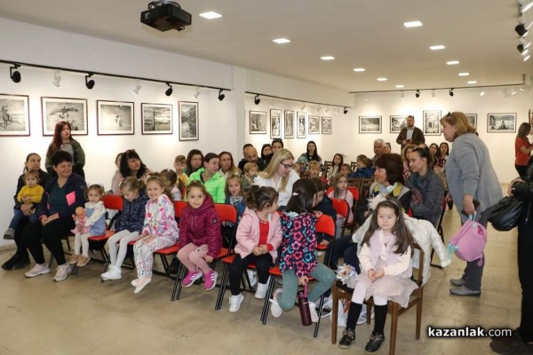 Малките театрали на ОУ “Мати Болгария“ сложиха финала на учебната година с поредна постановка