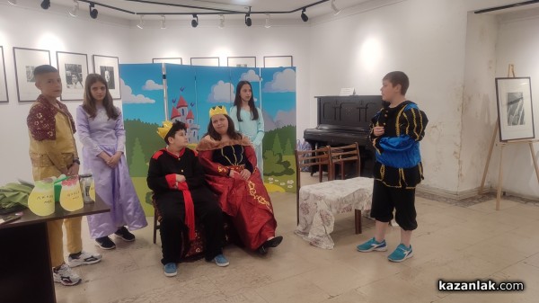 Малките театрали на ОУ “Мати Болгария“ сложиха финала на учебната година с поредна постановка