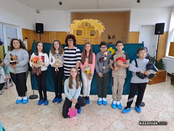 Малките театрали на ОУ “Мати Болгария“ сложиха финала на учебната година с поредна постановка