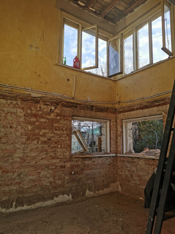 Фирма Палова 2019 ЕООД предлага качествено изпълнение на щампован бетон и строителство от основи до ключ