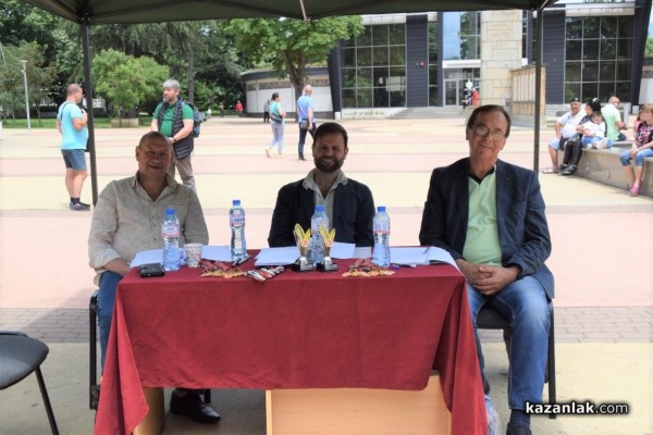 Казанлък се превърна във фолклорната столица на България