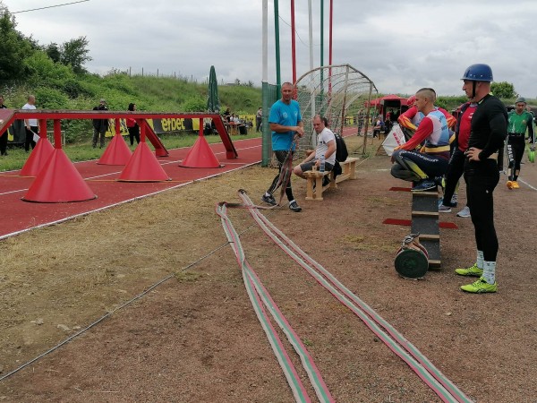 34 състезатели се впуснаха в надпреварата за Купа „Севтополис“ по пожароприложен спорт