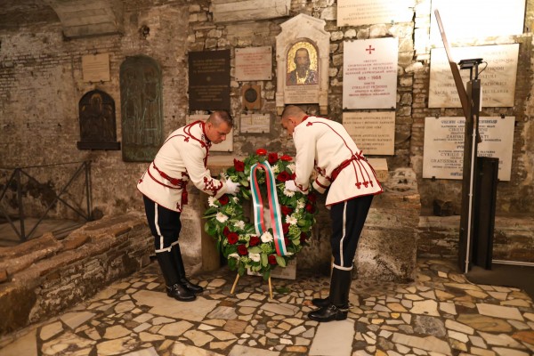 Представители на ПГ “Иван Хаджиенов“ гостуваха във Ватикана