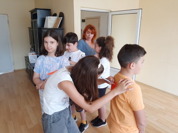 Четвъртокласници от ОУ “Св. Паисий Хилендарски“ интервюираха омбудсмана Гинка Щерева