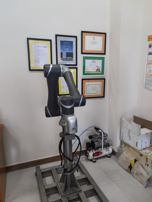 Колаборативна роботика в Севиля с „Еразъм+“ стартира в ИКТ Център