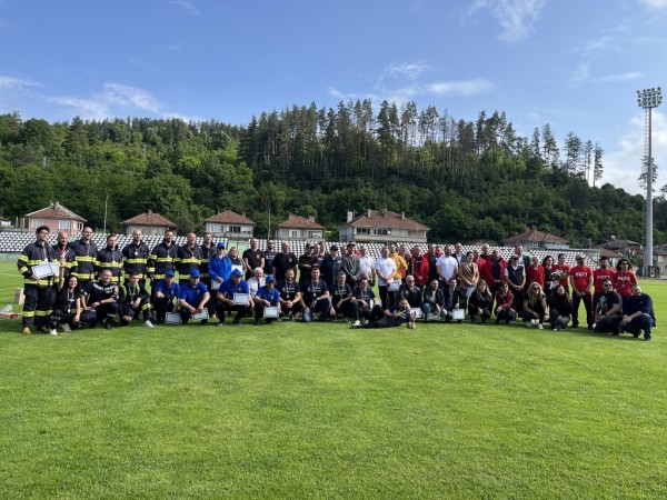 Безапелационна победа за Казанлък на Републиканско първенство при доброволни формирования за овладяване на бедствия 