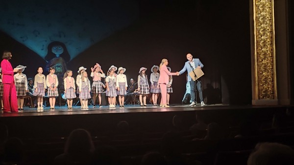 ОУ “Георги Кирков“ представи своя нов химн на празничен концерт в София 