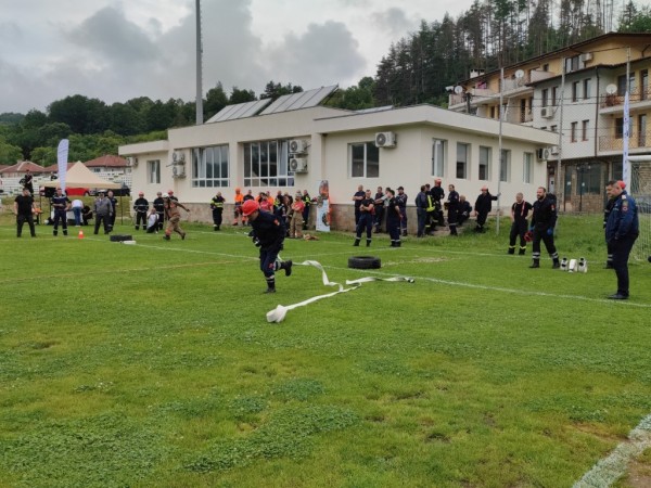 Безапелационна победа за Казанлък на Републиканско първенство при доброволни формирования за овладяване на бедствия 