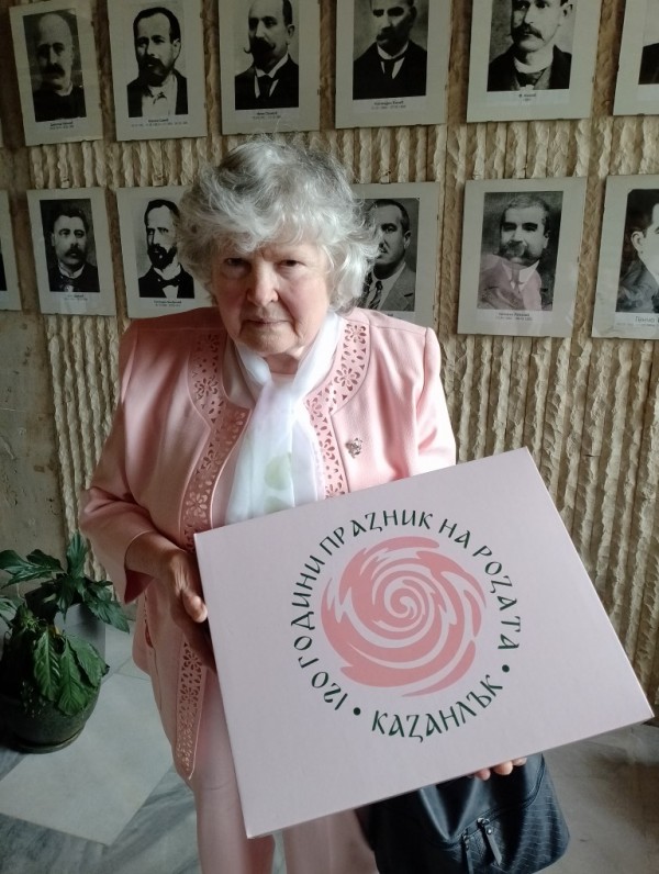 Наследница на Братя Стайнови се сбогува с родния град