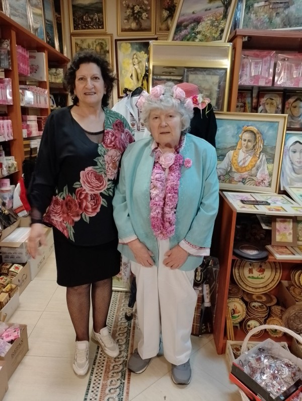 Наследница на Братя Стайнови се сбогува с родния град