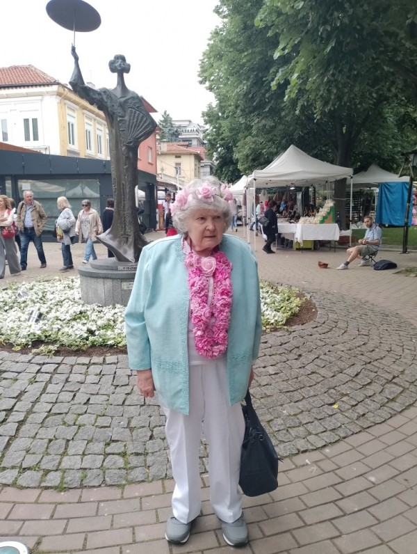 Наследница на Братя Стайнови се сбогува с родния град