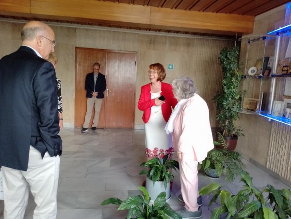 Наследница на Братя Стайнови се сбогува с родния град