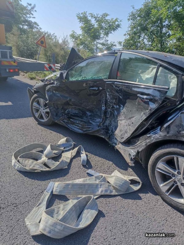 Пробите за алкохол на шофьорите от вчерашната катастрофа преди разклона за Мъглиж са отрицателни  