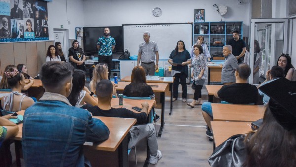 ПГЛПТ връчи дипломите на Випуск “23