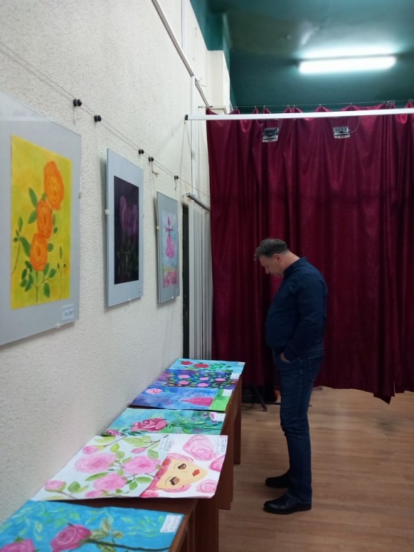 Наградиха победителите в ученическия конкурс „Розата – Царицата на Долината”