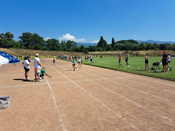 Близо 500 участници се включиха е традиционното издание на “Купа Роза“в Казанлък 