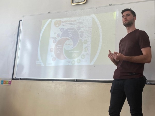 Новите доброволци на “Взаимопомощ” гостуваха в ППМГ „Никола Обрешков”