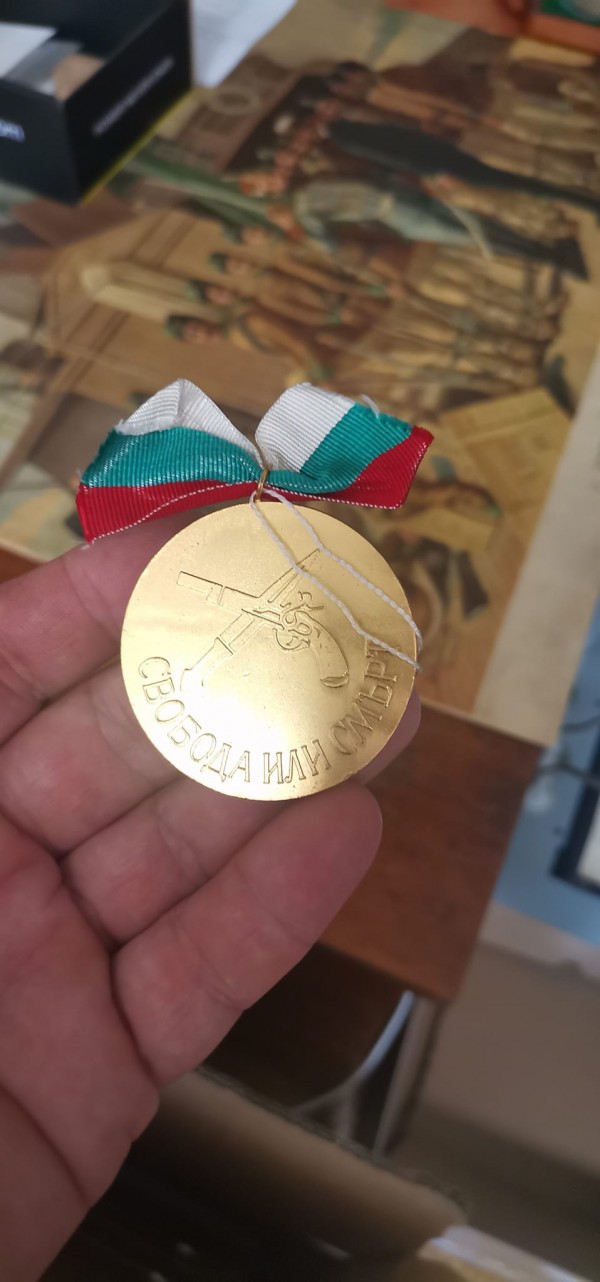 Ученици от ПХГ „Св. Св. Кирил и Методий“ посетиха Национален парк-музей „Шипка-Бузлуджа“