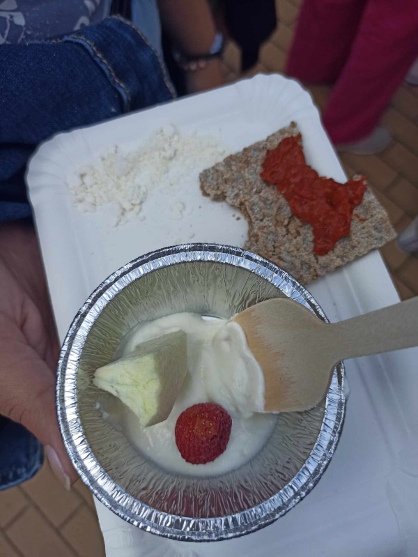 Казанлъчанките Милла Рачева и Геновева Трифонова посетиха Трето издание на фестивала “Ало, Космос“ в София