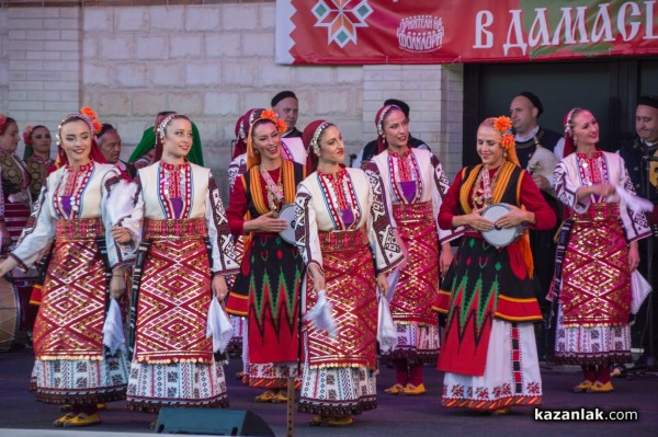 Между девет планини - Ансамбъл ПИРИН в Дамасцена