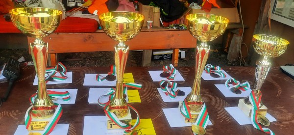 Клубът по маунтин байк „Mountain Riders Shipka” спечели две първи места в надпреварата за „Купа Шипка“