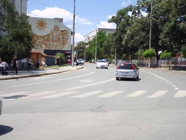 Частично затваряне на участък от бул.“Княз Александър Батенберг“ в Казанлък от утре