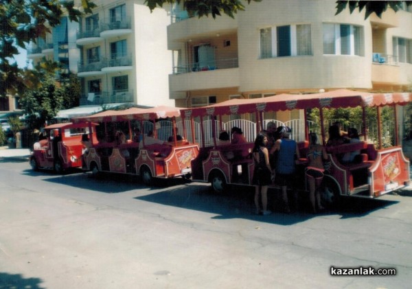 Да се „скачиш“ с Влака. Или историята на казанлъшкия Влак и Гошо Влакчето