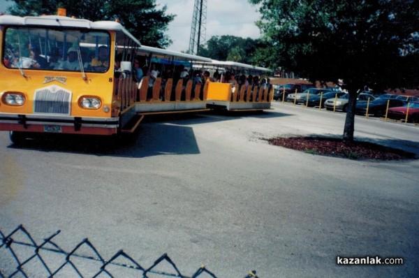 Да се „скачиш“ с Влака. Или историята на казанлъшкия Влак и Гошо Влакчето