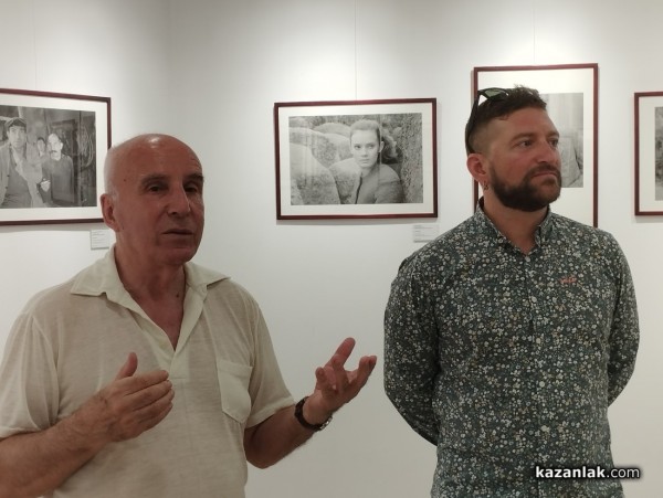 Представиха изложбата  „Звезди на българското кино“ показваща 40 подбрани портрета на обичани български актьори 