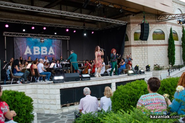 Abba Symphonie в Дамасцена