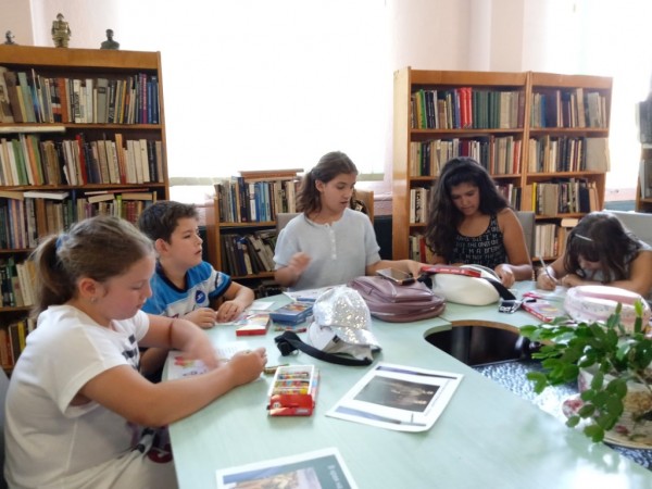 ОБ „Искра“ с разказ към децата за Апостола на свободата под мотото “Малък съм или голям, аз за Левски знам“