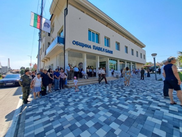 Паметник на Васил Левски откриха в Павел баня