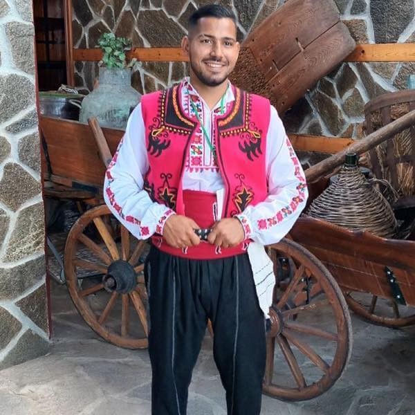 Местен Каранга създава футболни таланти