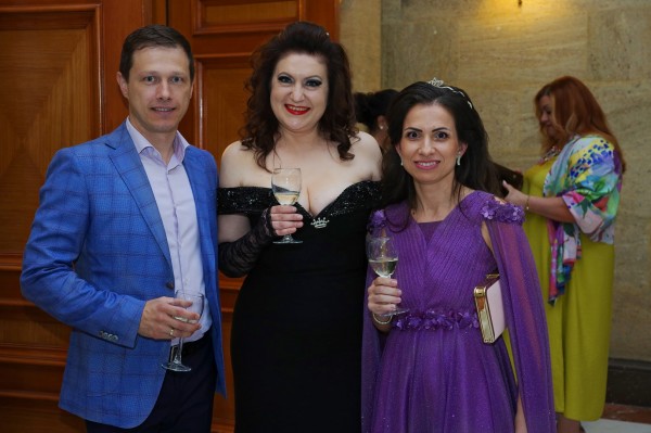 Юбилеен бал на Кралство Хармония събра звездни гости