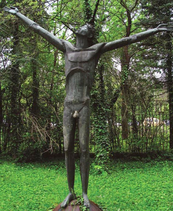 Чужд сред свои или свой сред чужди? 