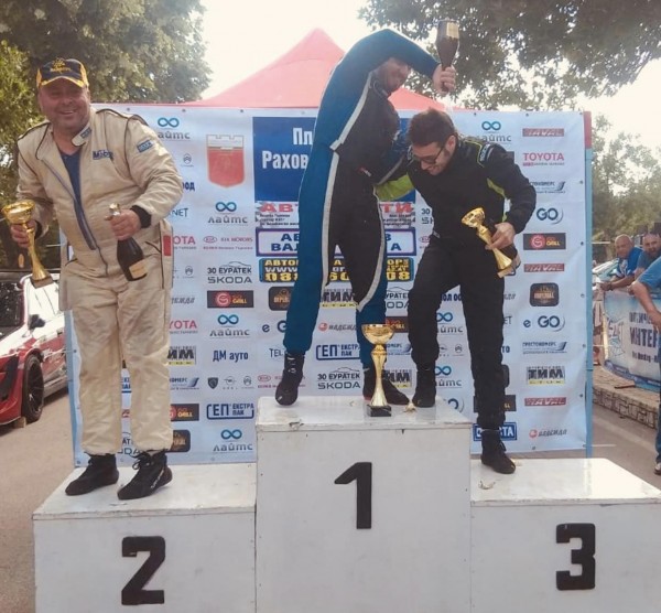 Валентин Георгиев отвя конкуренцията на планинско „Раховец Лясковец”