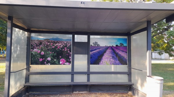 Автобусните спирки в Хаджидимитрово са с нов облик