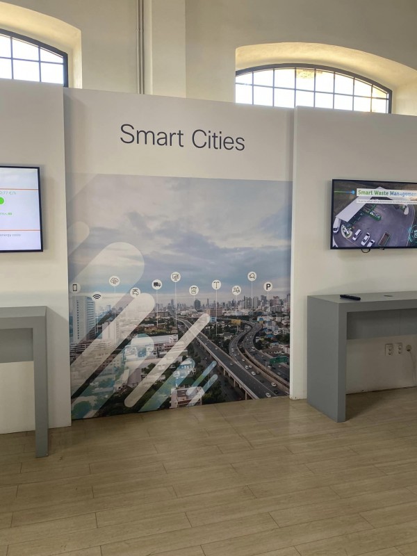 Центърът за дигитална трансформация в Солун отваря врати за българските  общини