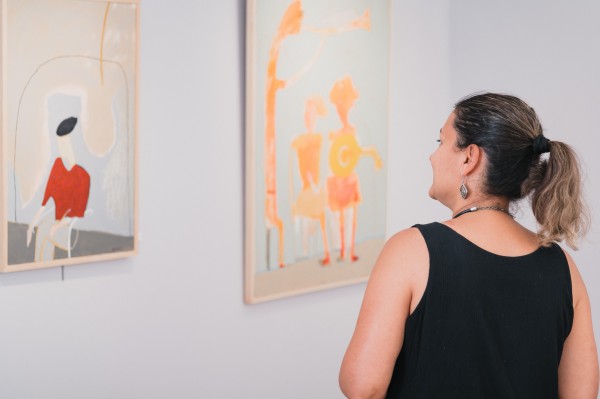 Казанлъшката художничка Катя Христова представи в Севлиево изложбата си „Шапка за сънища“ 