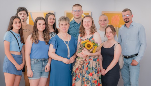 Казанлъшката художничка Катя Христова представи в Севлиево изложбата си „Шапка за сънища“ 