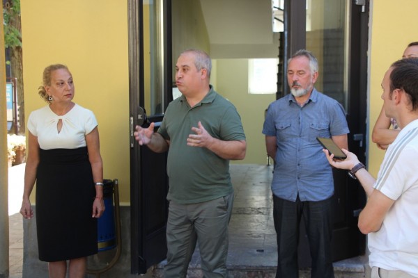 Изложбата „120 години Храм-паметник „Рождество Христово“ гостува в Националния музей на образованието в Габрово