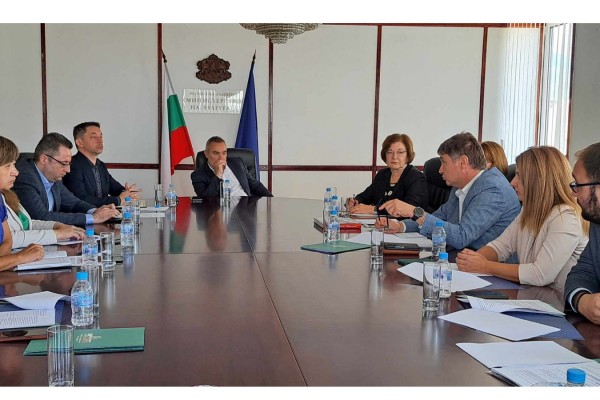 Кметът Галина Стоянова взе участие в среща на НСОРБ и министъра на културата Кръстю Кръстев