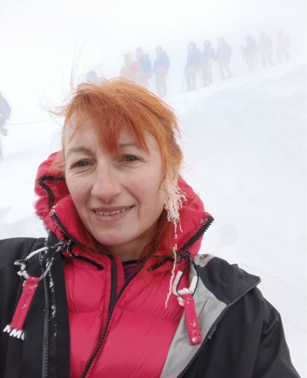 Българи изкачиха връх Елбрус