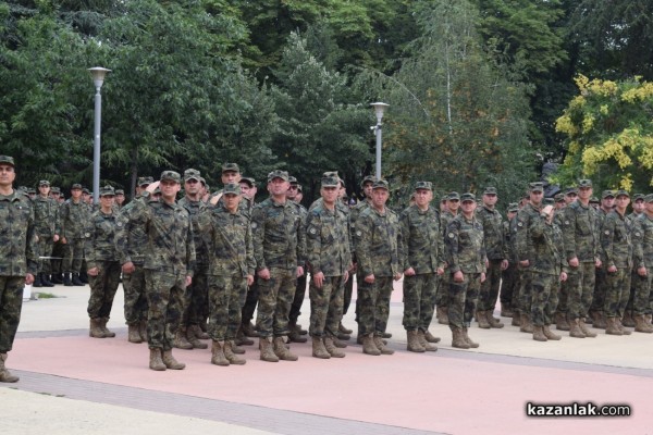 С тържествен ритуал в парк “Розариум“ бе посрещнат българския военен контингент, участвал в операция на ЕС в Босна и Херцеговина