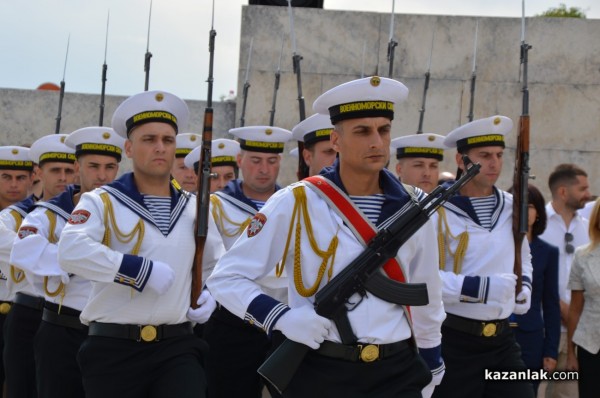 Родолюбци от цялата страна почетоха героите от Шипченската епопея