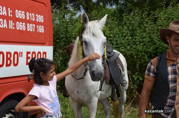 Родолюбци от цялата страна почетоха героите от Шипченската епопея