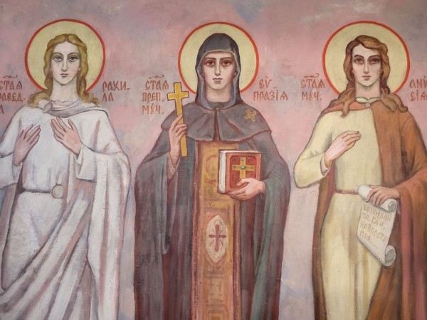 Провериха ремонтните дейности на църковните паметници на културата в Мъглиж