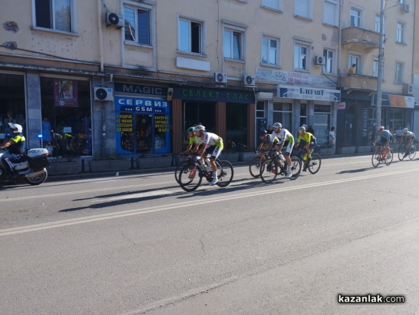 Полякът Матеуш Грабис спечели втория етап от колоездачната обиколката на България